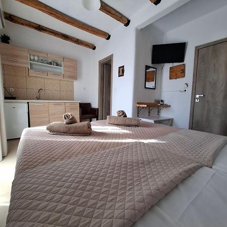 Mariza Apartments -Studios Chaniotis Extérieur photo